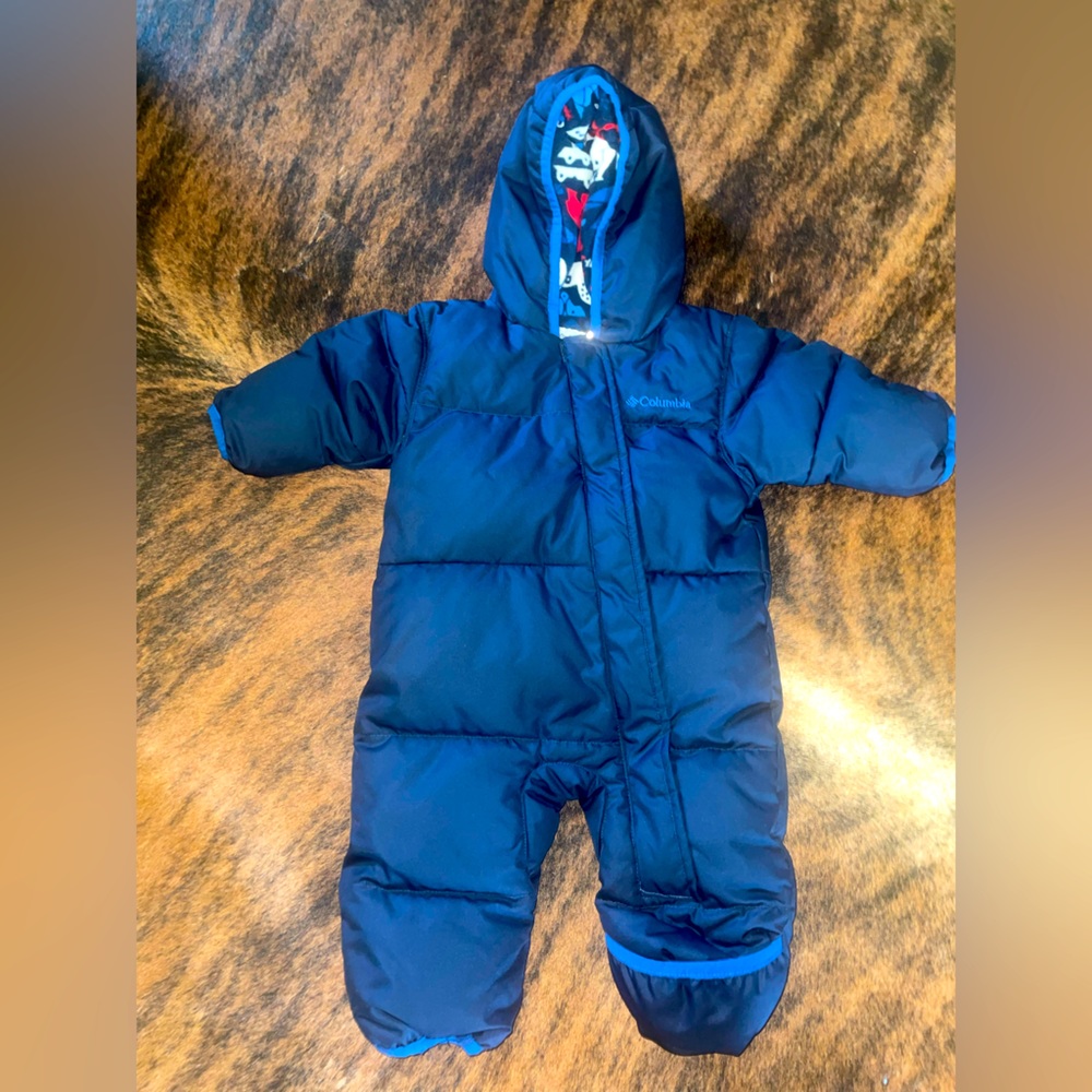 Like new Columbia infant winter suite